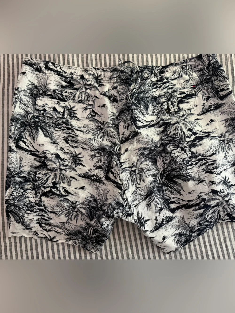Tommy Hilfiger Black and White Tropical Print Men's Shorts